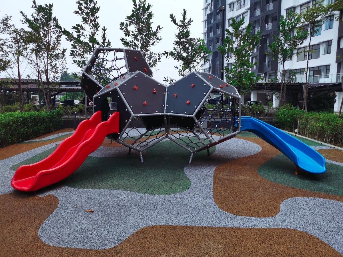 Chung cư 88 m² 2 phòng ngủ, 2 phòng tắm riêng ở TP. Ipoh Ngoại thất bức ảnh